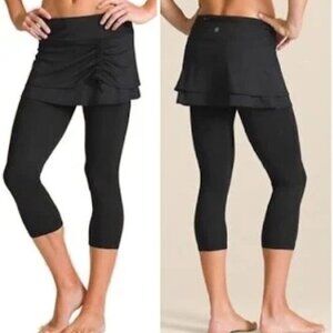 Women's Athleta Cuteness 2 in 1 Leggings and Ruched Skirt in Tall Medium